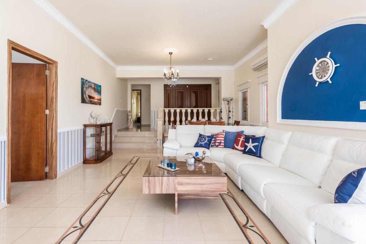 Tequila Sunrise By Ezoria Villas كورال باي المظهر الخارجي الصورة